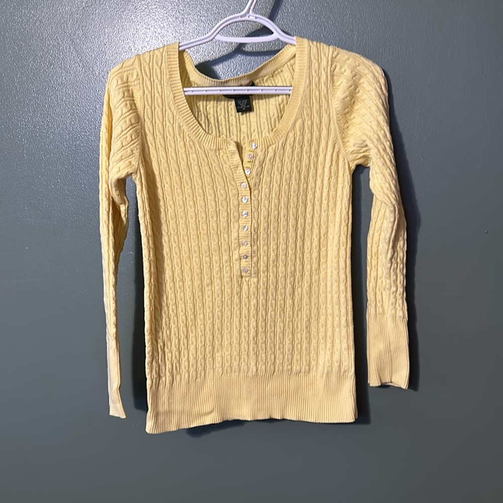 Eddie Bauer knit sweater
